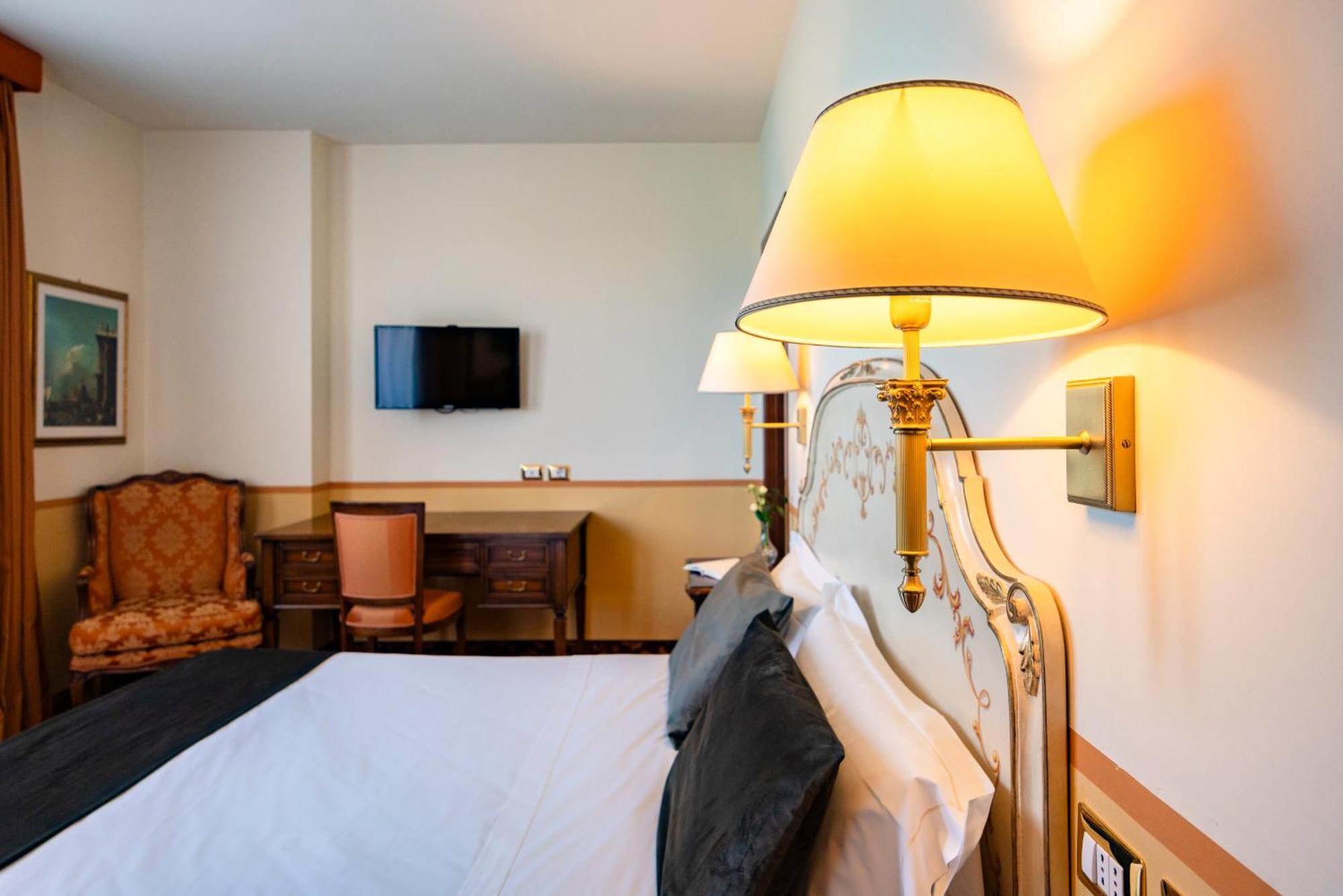 Hotel Il Gentiluomo Ареццо Экстерьер фото